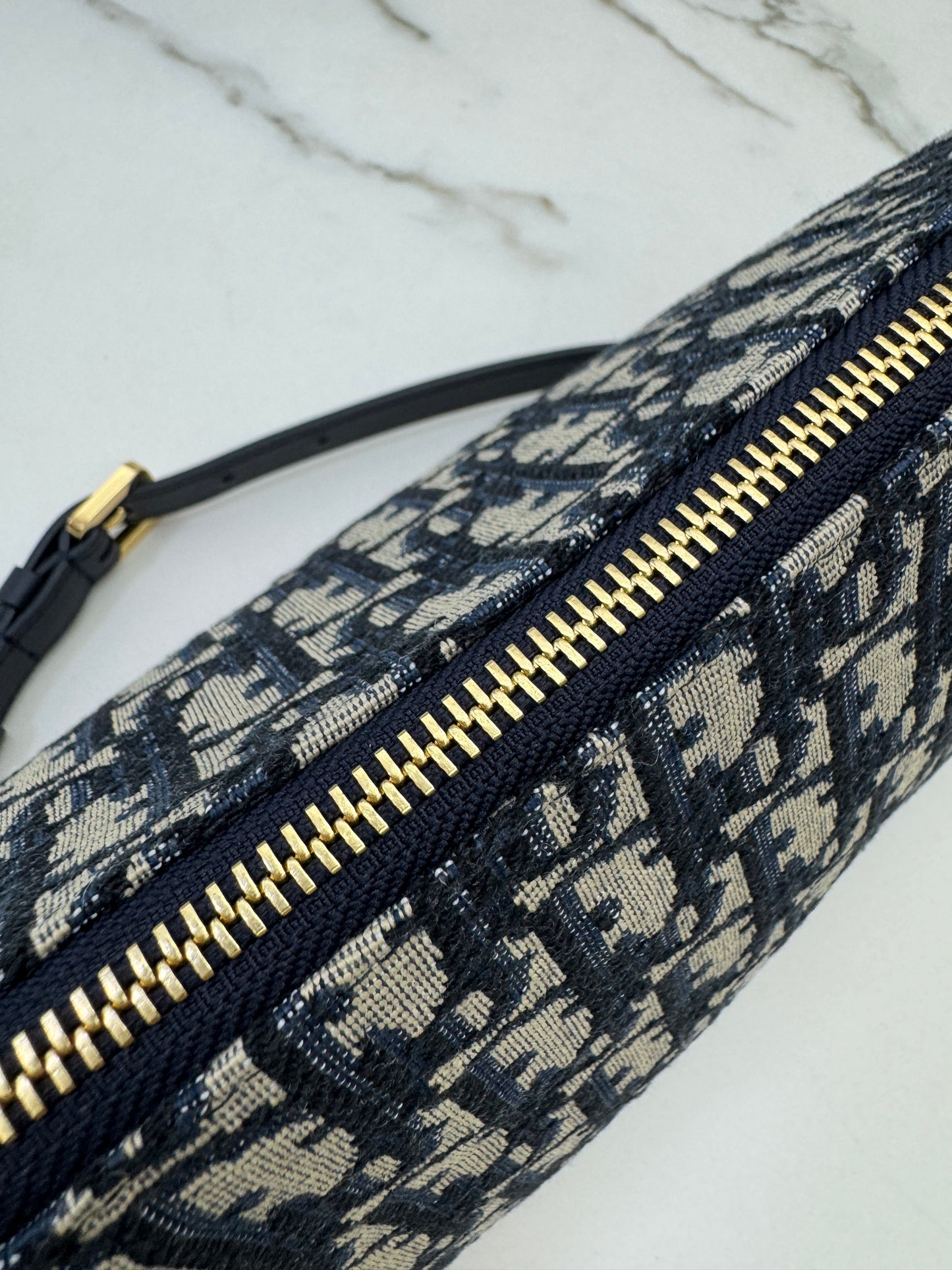 DIOR Diorstar Hobo 半月飯盒包