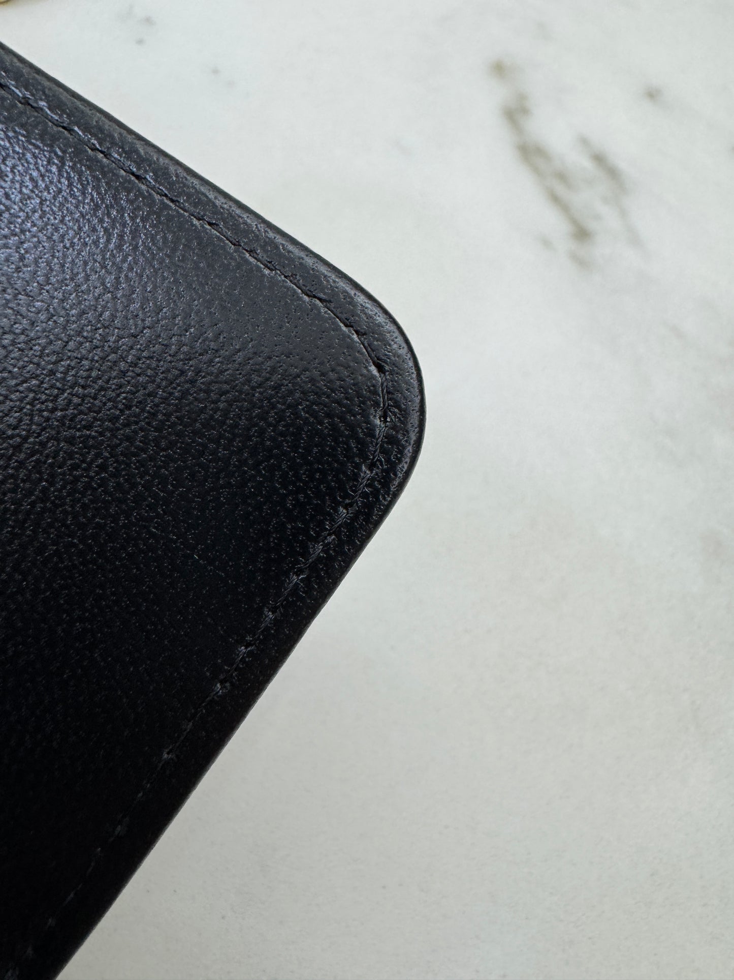 CHANEL 25B 手柄郵差 Wallet on Chain