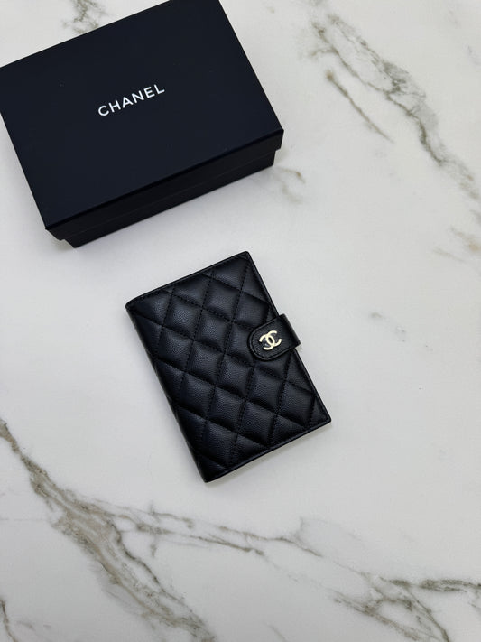 CHANEL Passport Holder 黑金牛 Black Caviar Calfskin