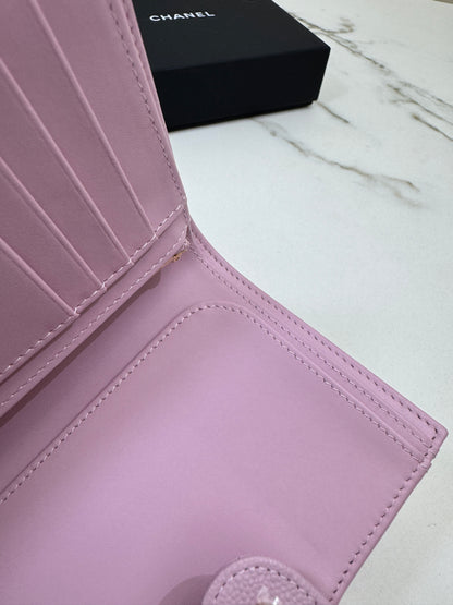 CHANEL Passport Holder 粉紅色淺金扣