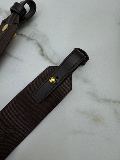 PRADA Re-nylon Explore Large 深棕色