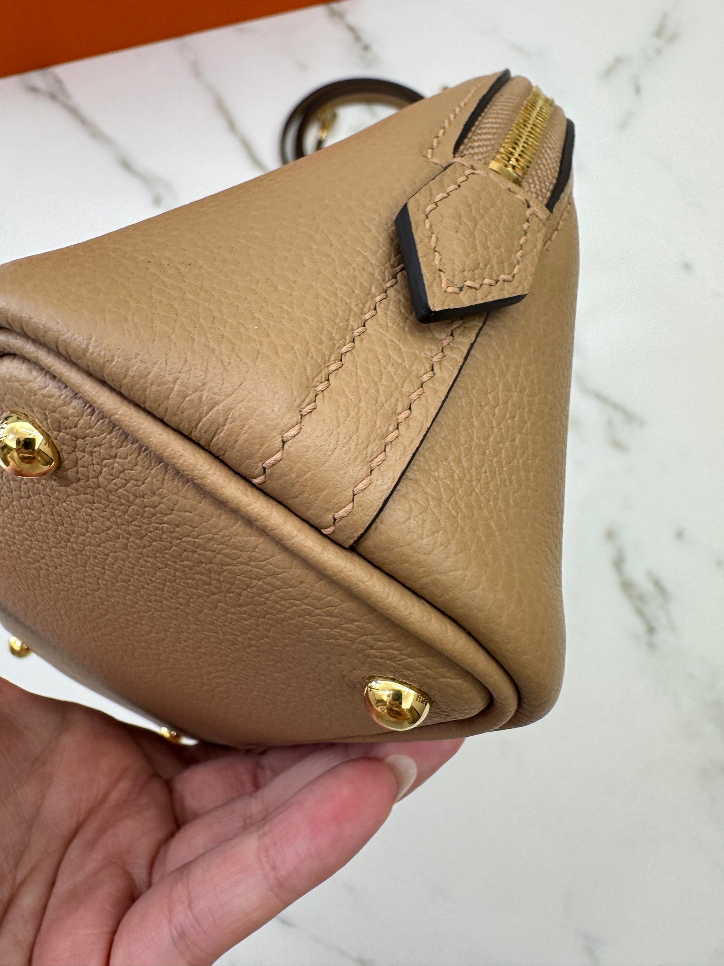 HERMES Mini Bolide 奶茶色金扣 Evercolor Chai GHW
