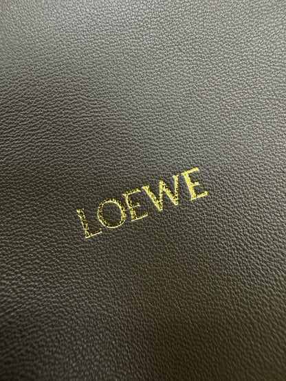 LOEWE Flamenco Purse Medium 卡其綠