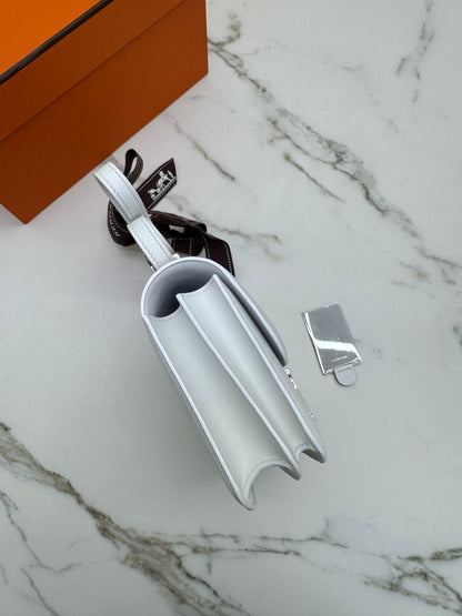 HERMES Mini Constance 新白色 銀扣 Evercolor 0U New White PHW