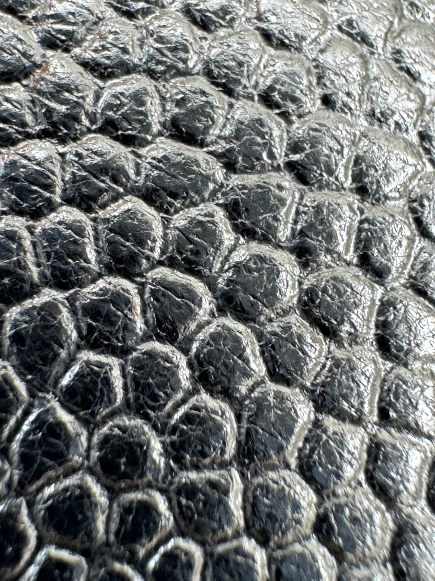 CHANEL Mini 25 Bag 銀色荔枝皮銀扣 Silver Caviar Calfskin PHW