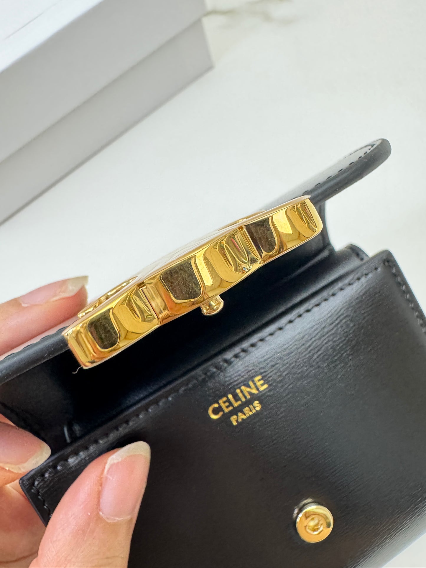 CELINE Wallet 凱旋門金扣Box皮