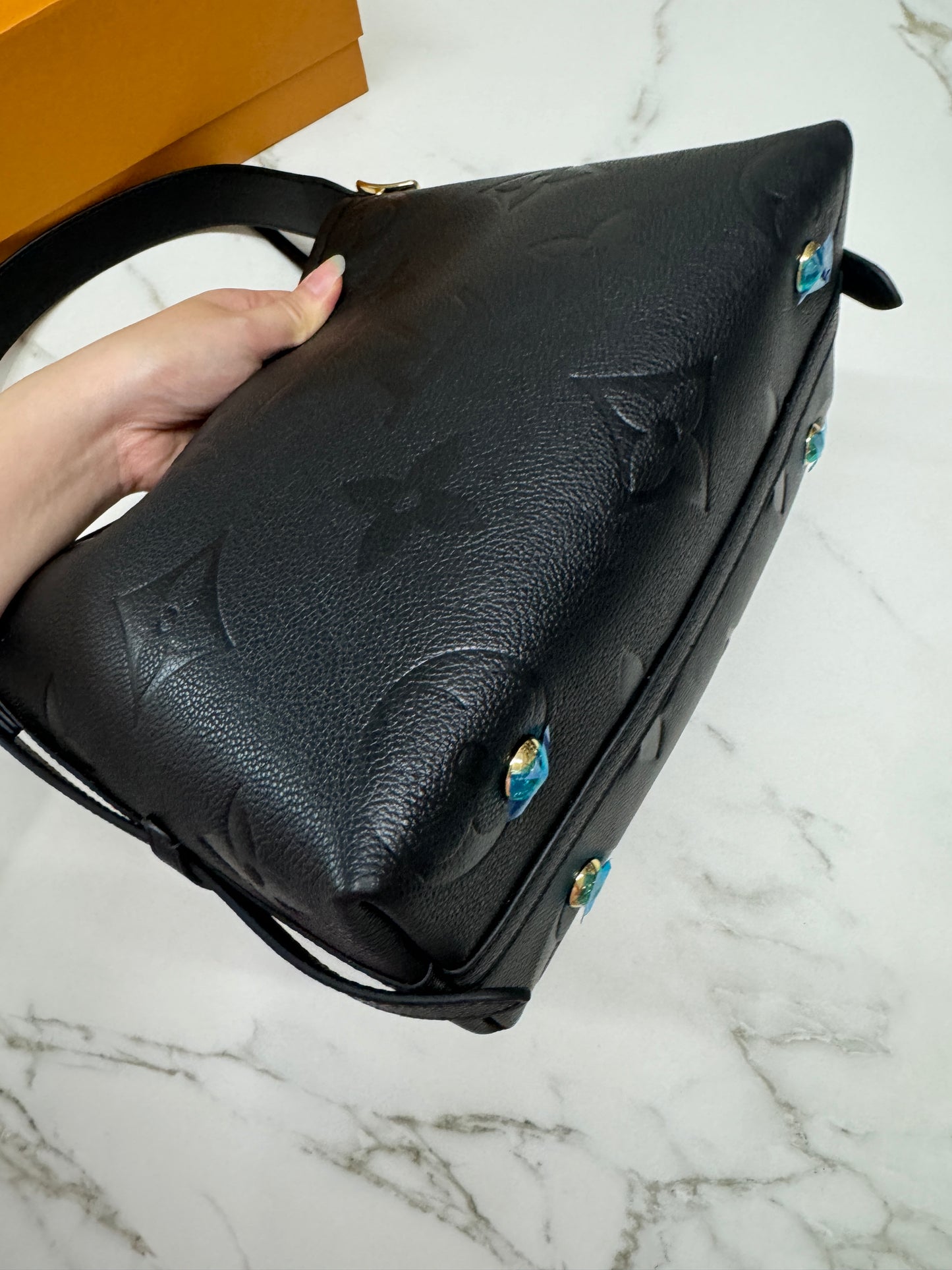 LV Carryall 全皮黑 PM