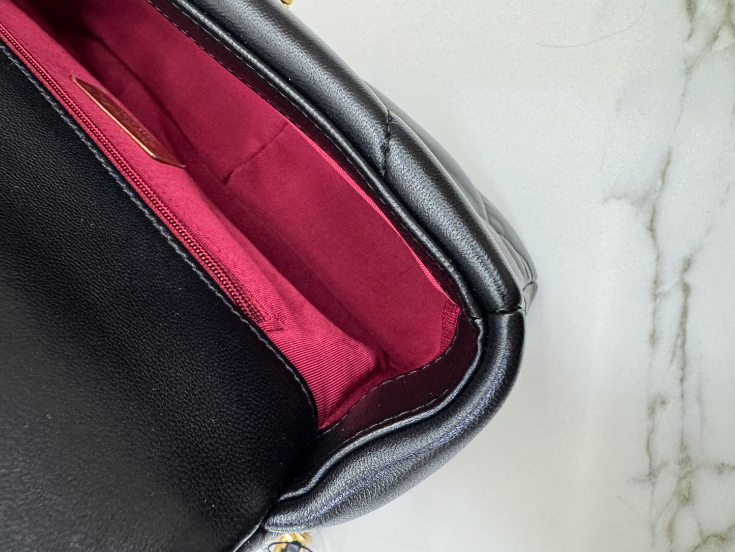 CHANEL 19Bag 黑金 Small