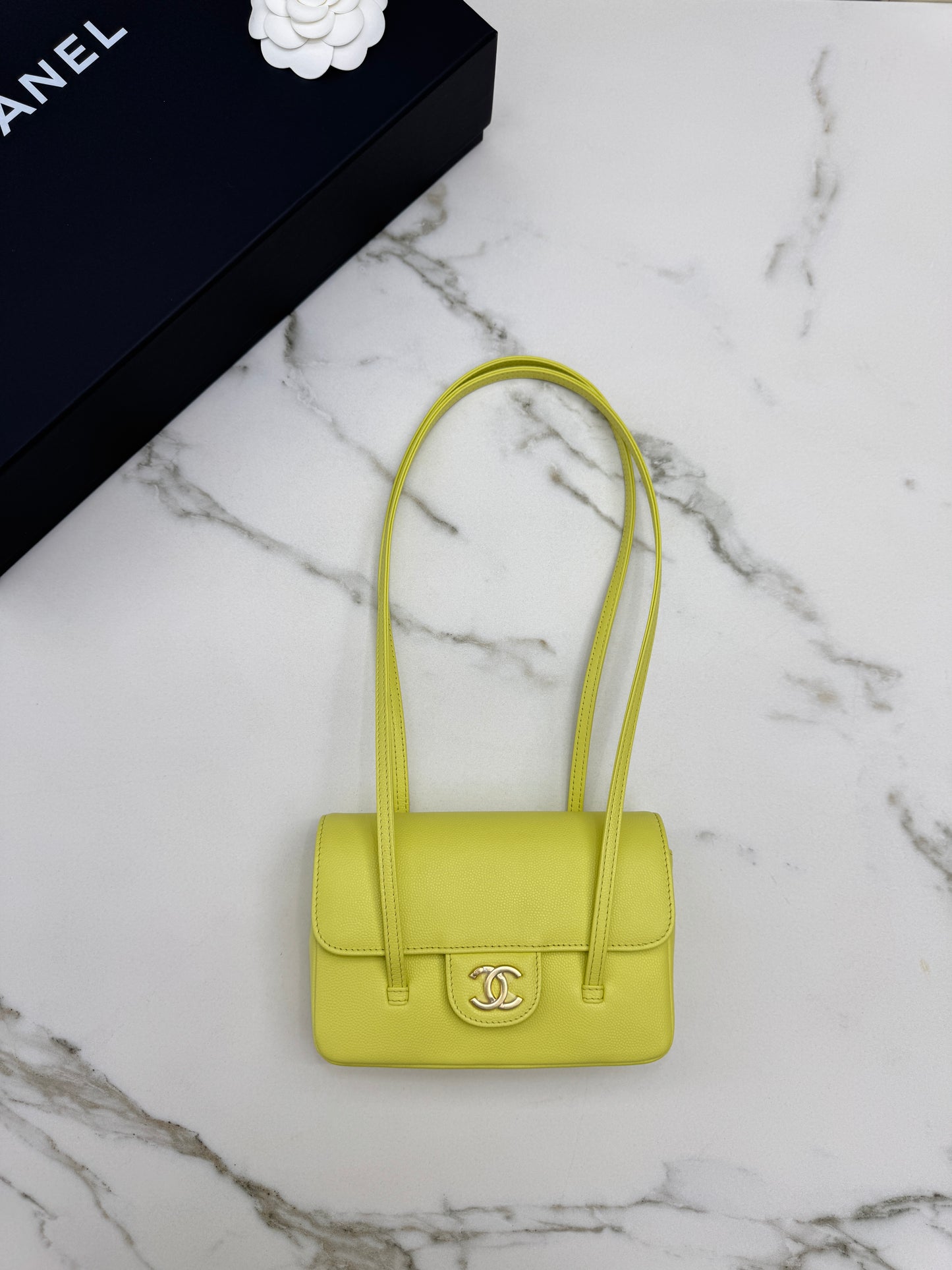 CHANEL Mini Preppy Coco 黃色