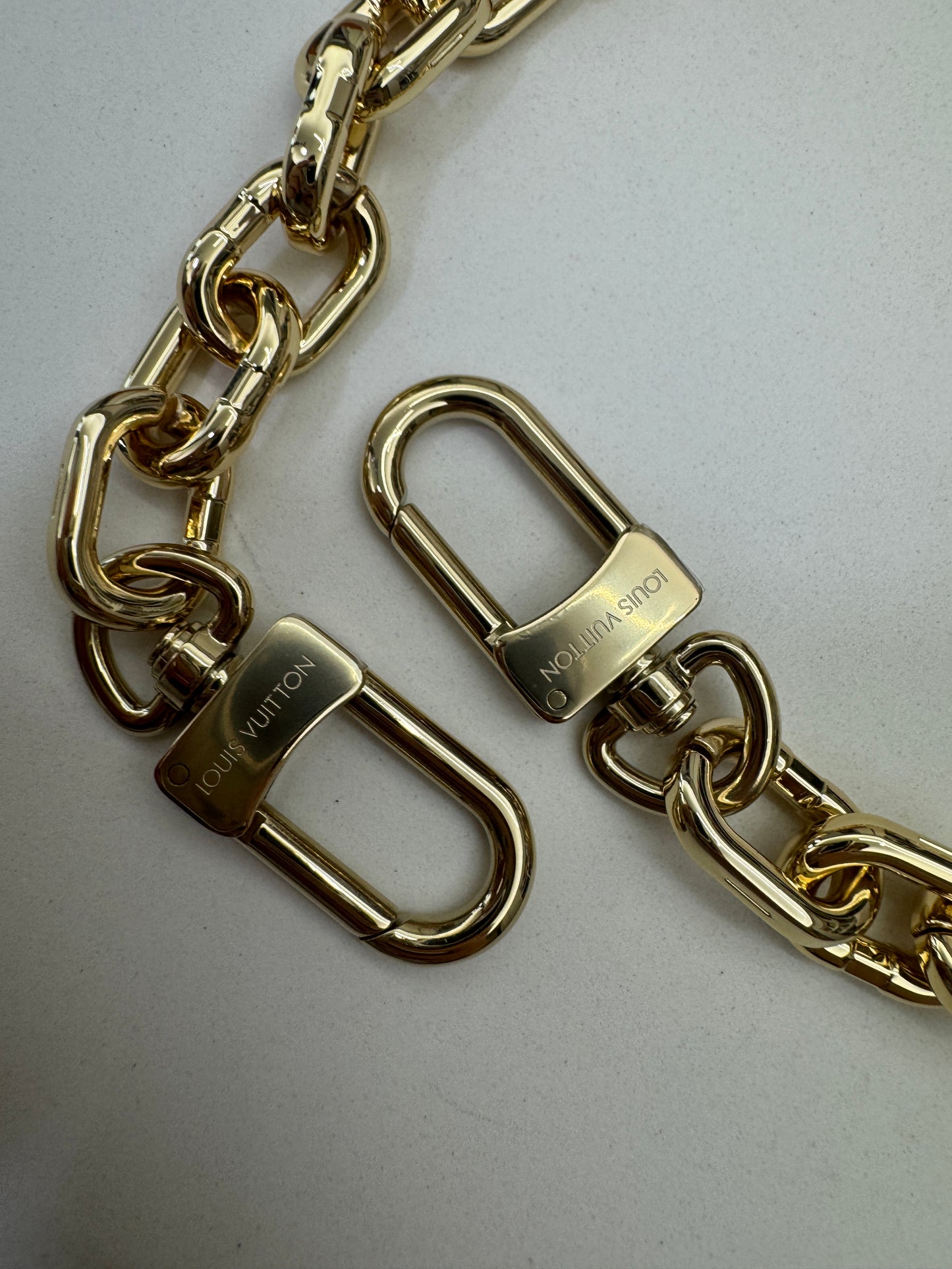 LV Pochette Metis East-West 漸變紫