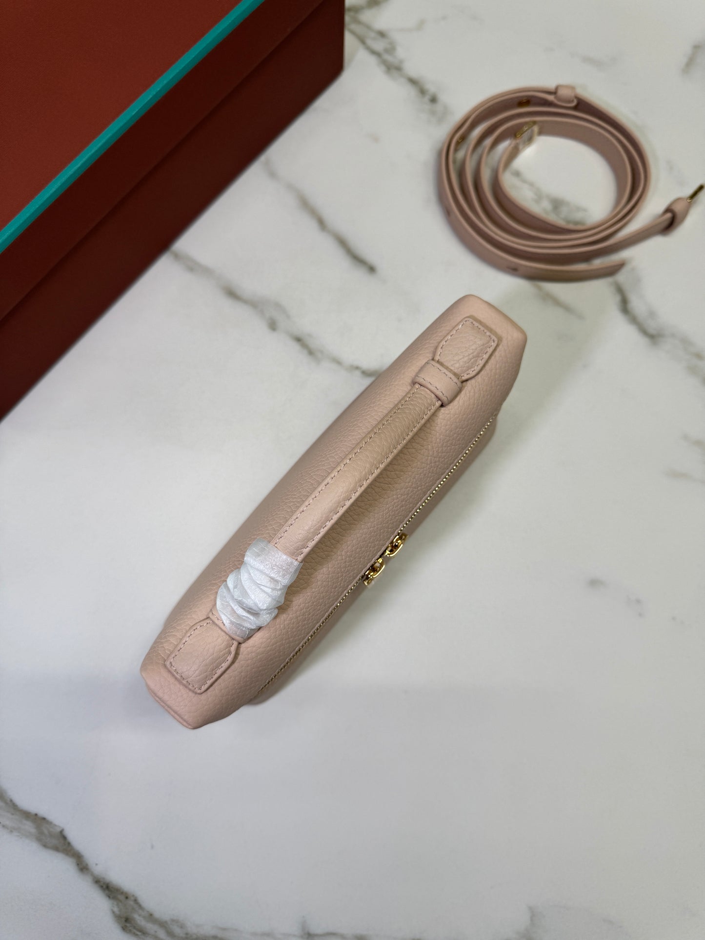 LORO PIANA Extra Pocket 19 奶油蜂蜜色 Creamed Honey