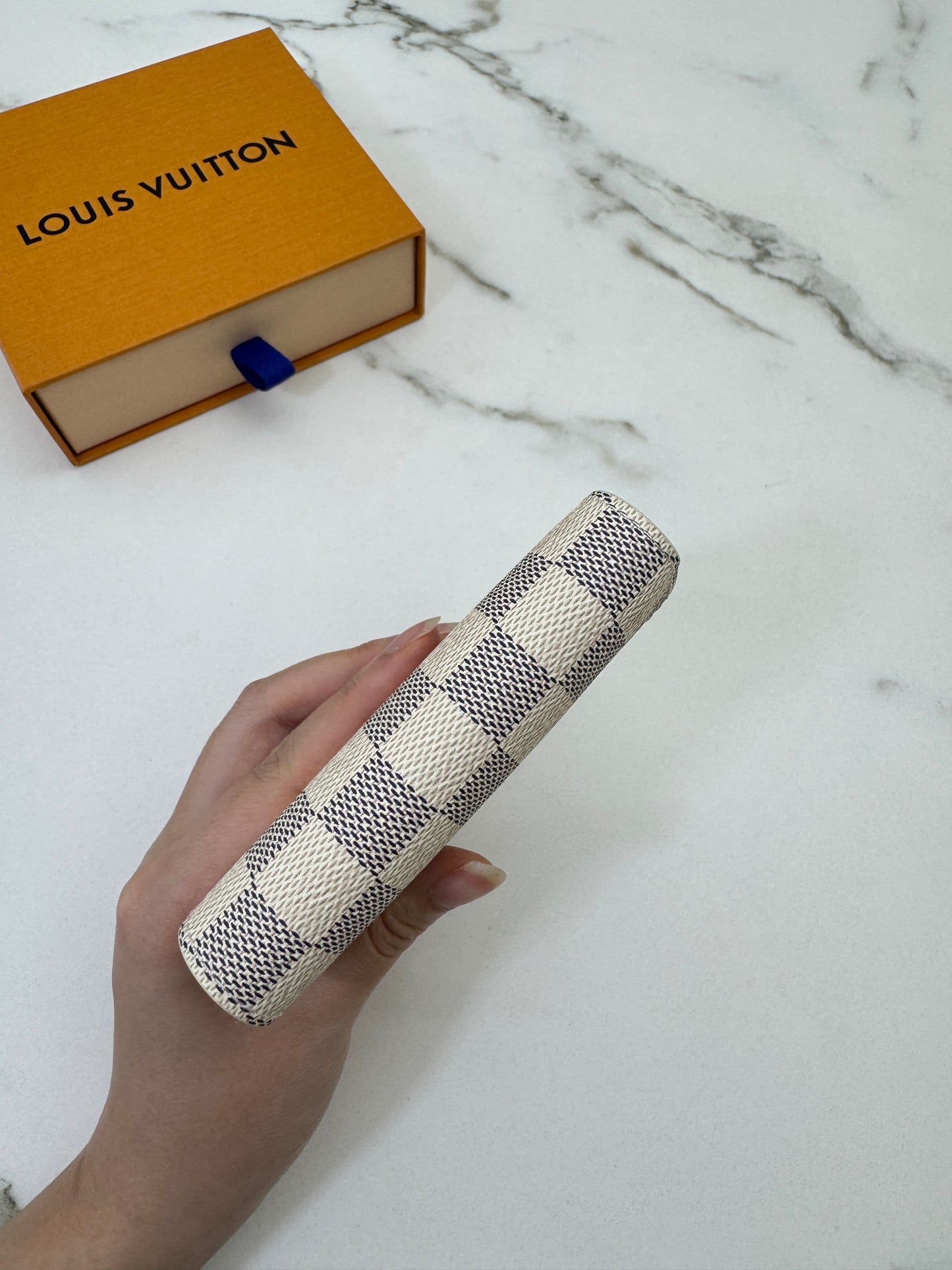 LV N64022 白棋盤三摺錢包 Victorine Wallet Damier Azur Canvas