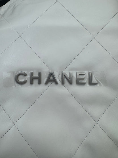 CHANEL 22Bag Small 白銀