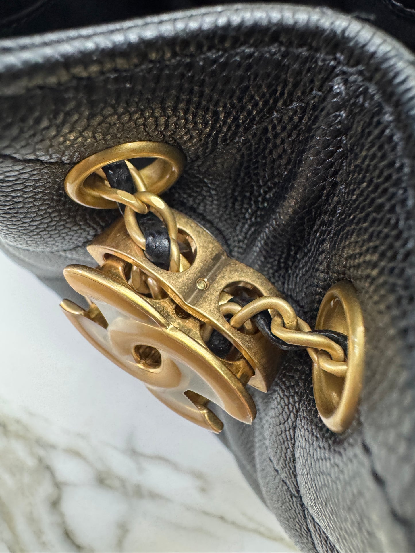 CHANEL Mini 25 Bag 黑色荔枝皮 金扣 Caviar Calfskin GHW