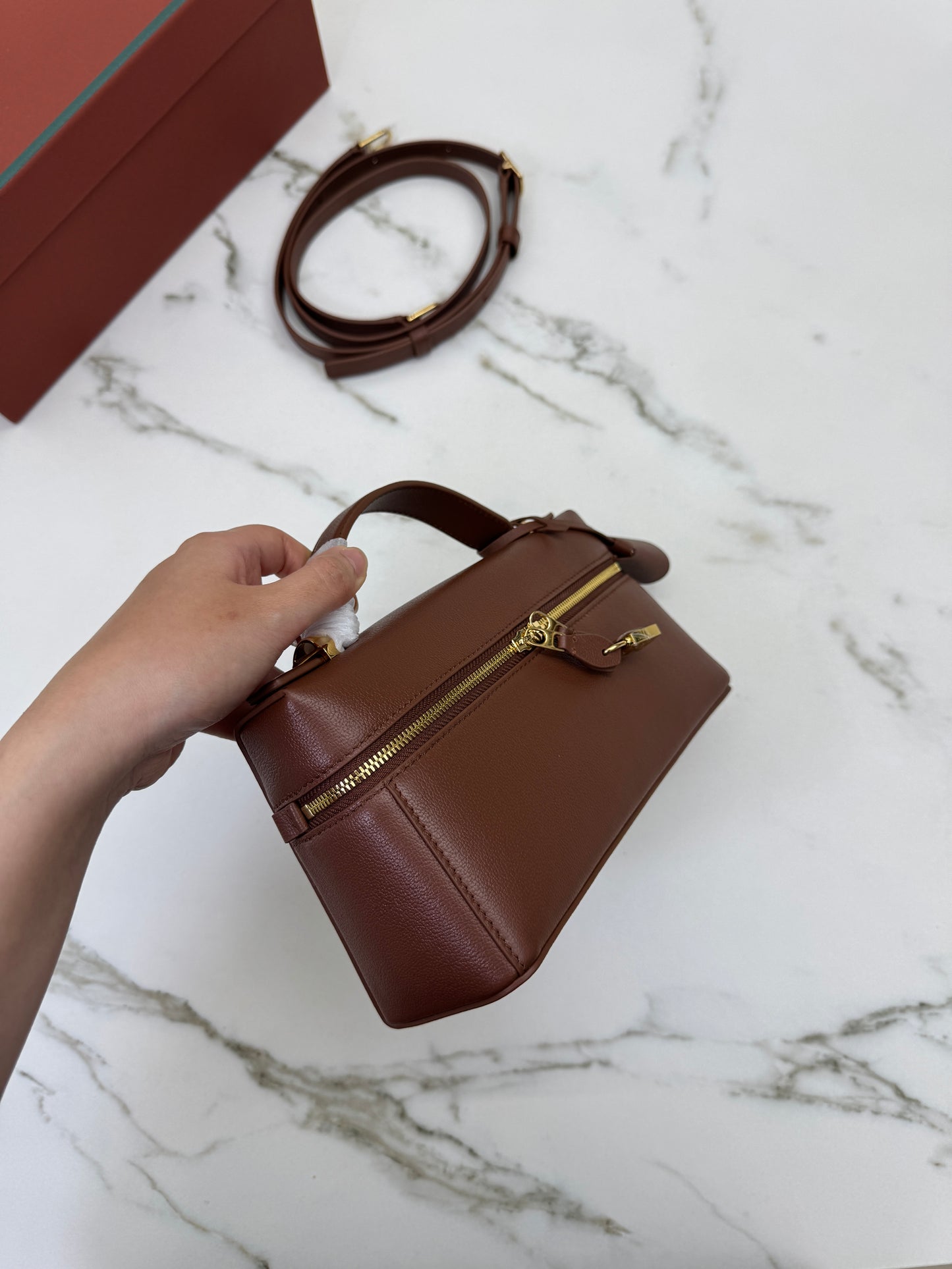 LORO PIANA Extra Bag 23 焦糖棕色