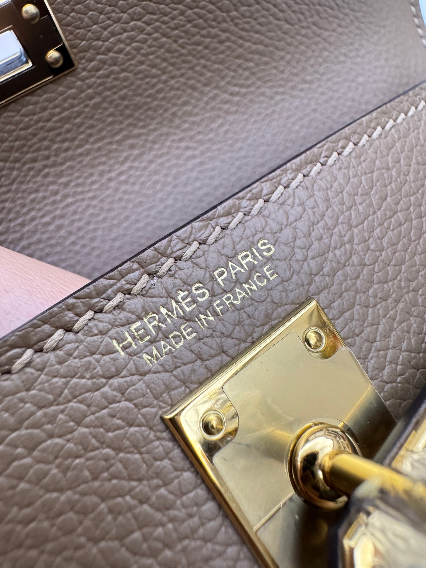 HERMES Kelly Danse 馬爾法米金扣 Evercolor 8Q GHW