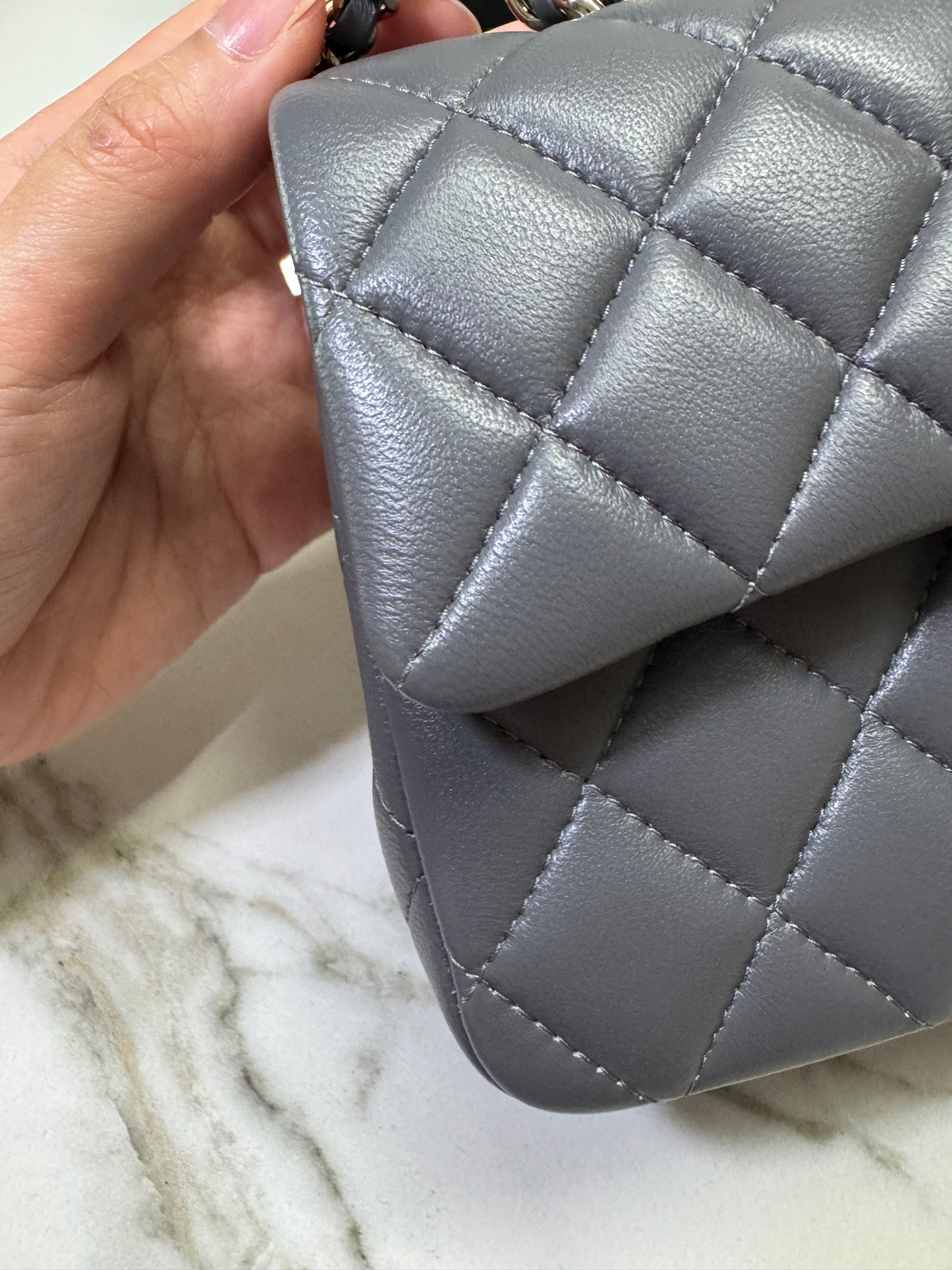 CHANEL 23K Mini CF with Top Handle 手柄CF 深灰色羊皮