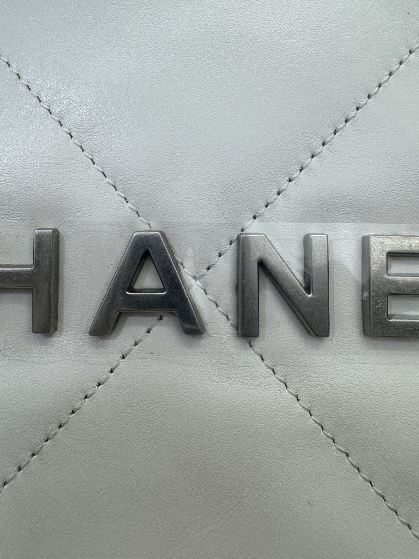 CHANEL 22Bag Small 白銀