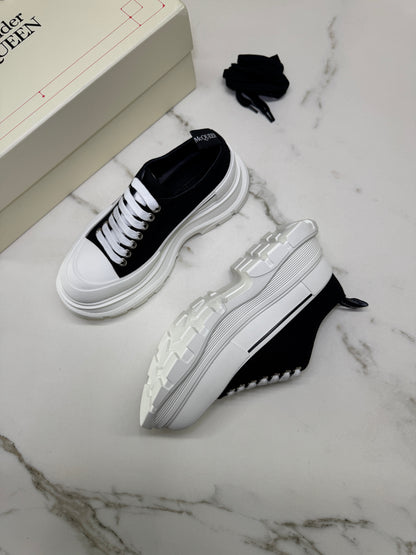 McQUEEN Tread Slick Canvas