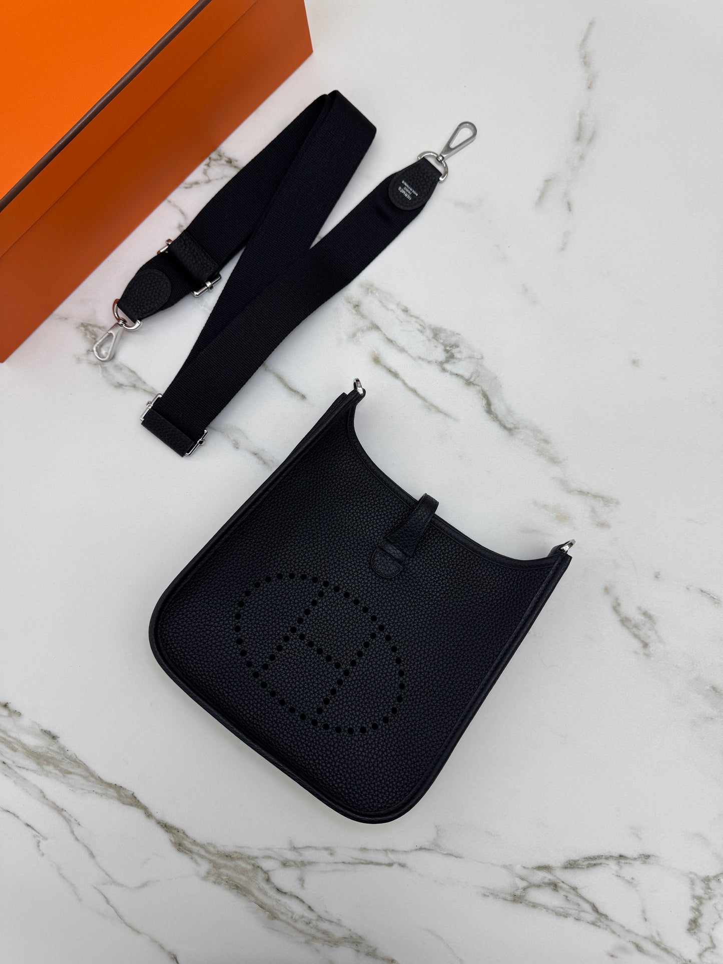 HERMES Evelyne23 黑銀 TC