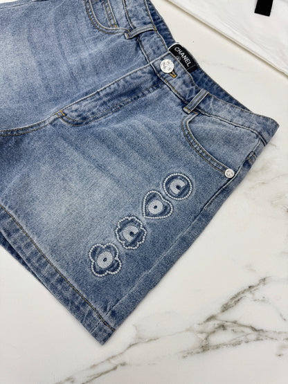 CHANEL 25M Coco Beach 牛仔短褲