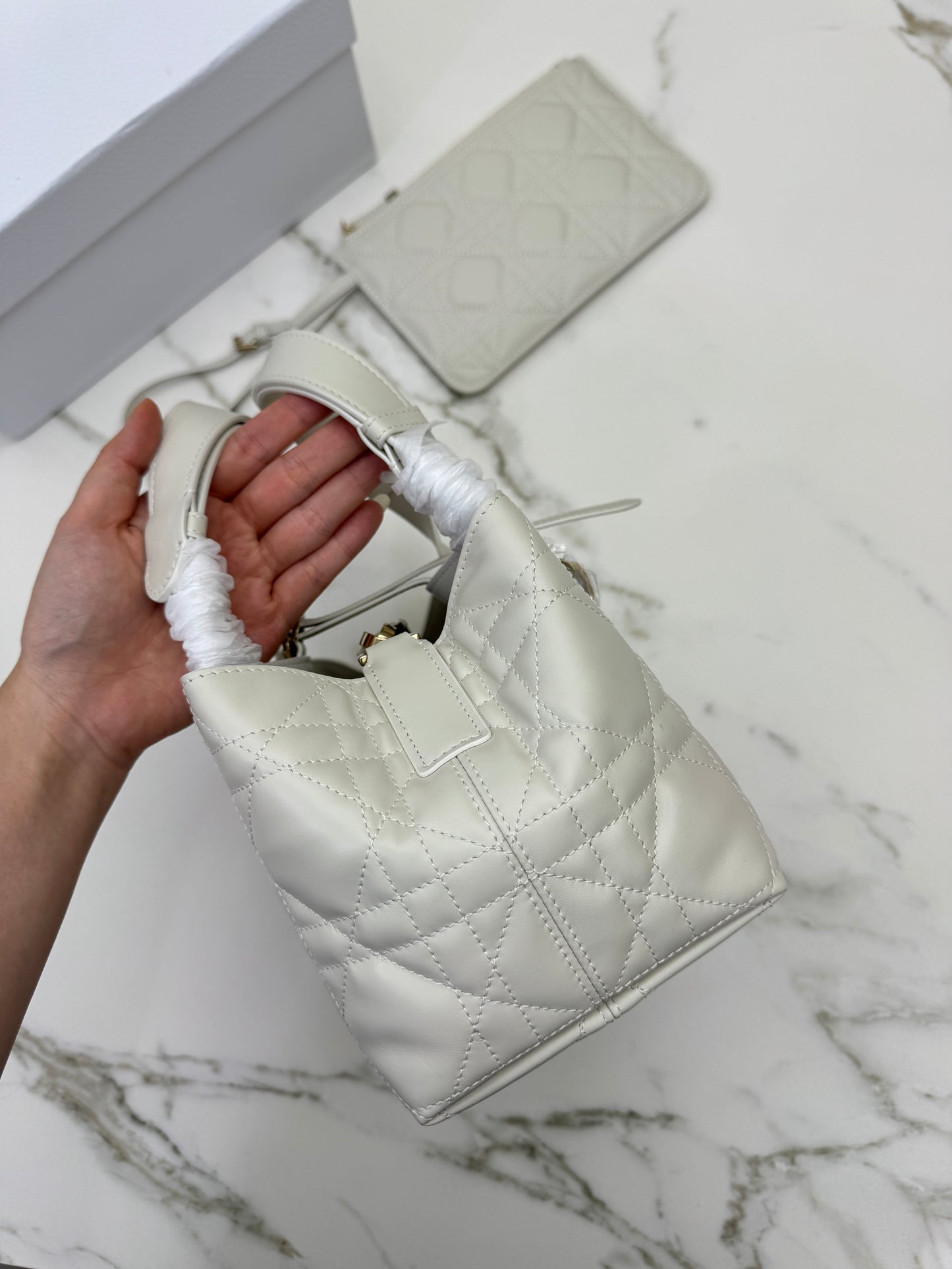 DIOR Toujours Small 白色