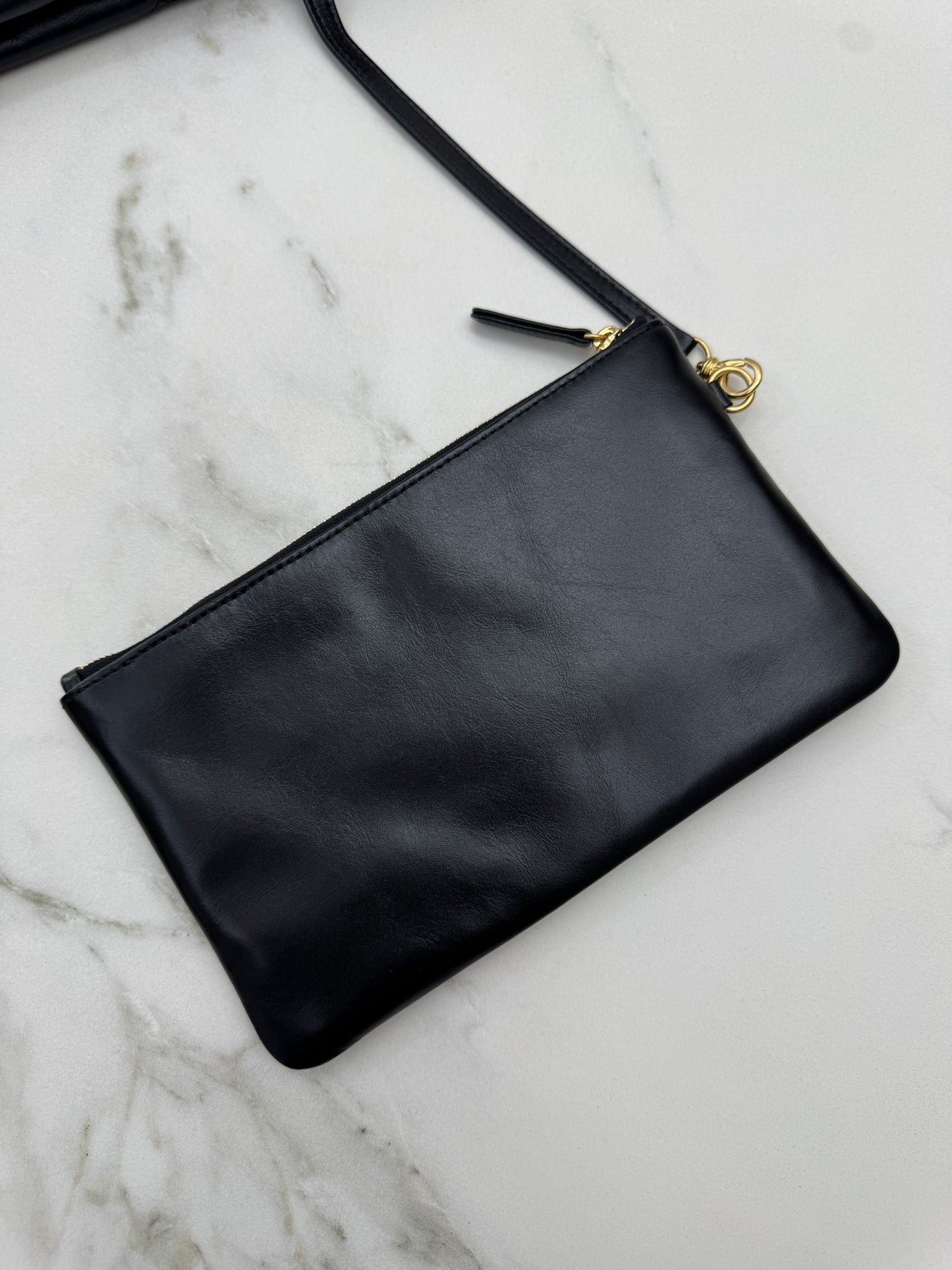 CHANEL 22Bag Medium 黑金