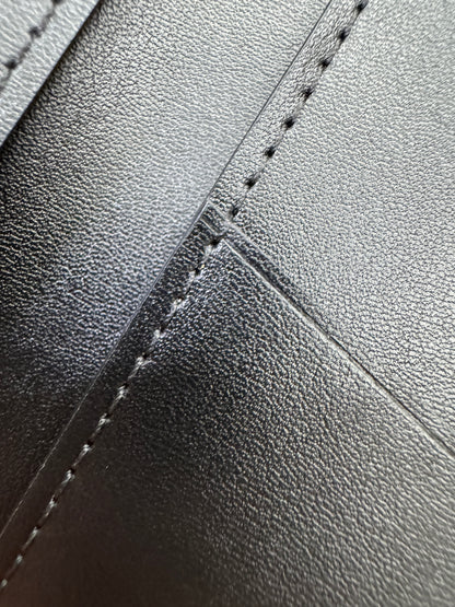 LV Pocket Organizer 黑色滑皮款Monogram Shadow