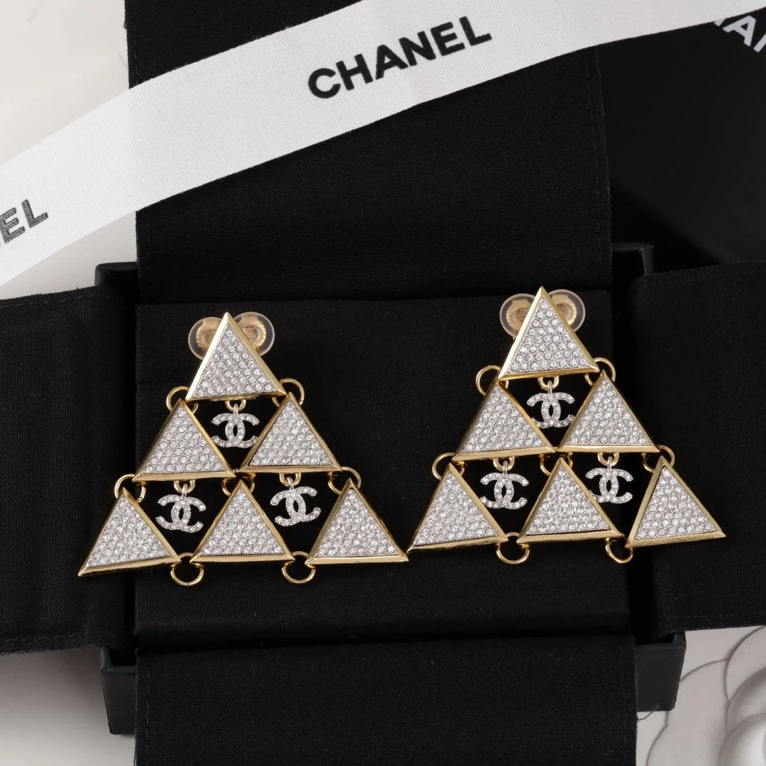 CHANEL 耳夾款