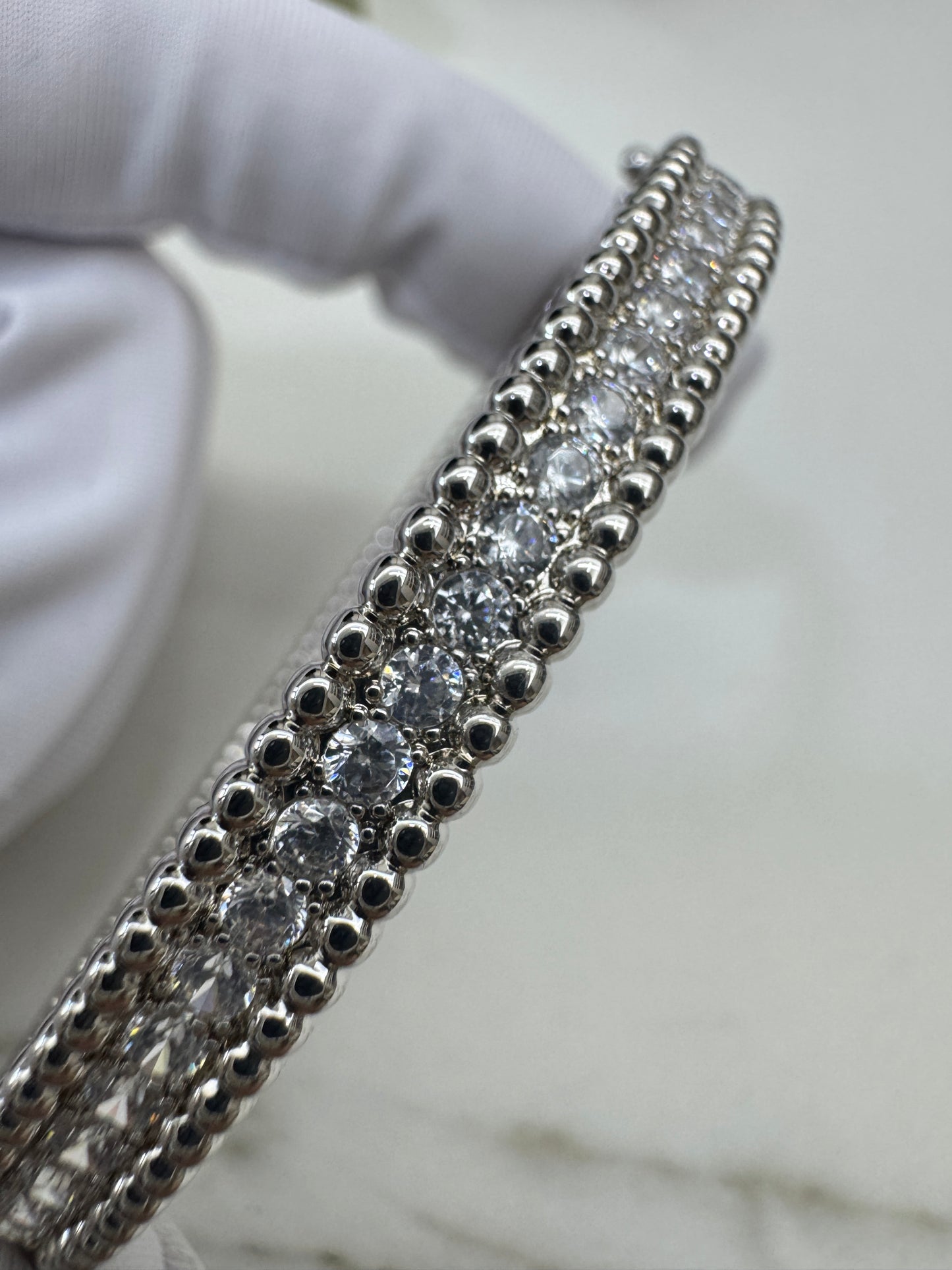 VCA Perlee Bracelet 1 Row