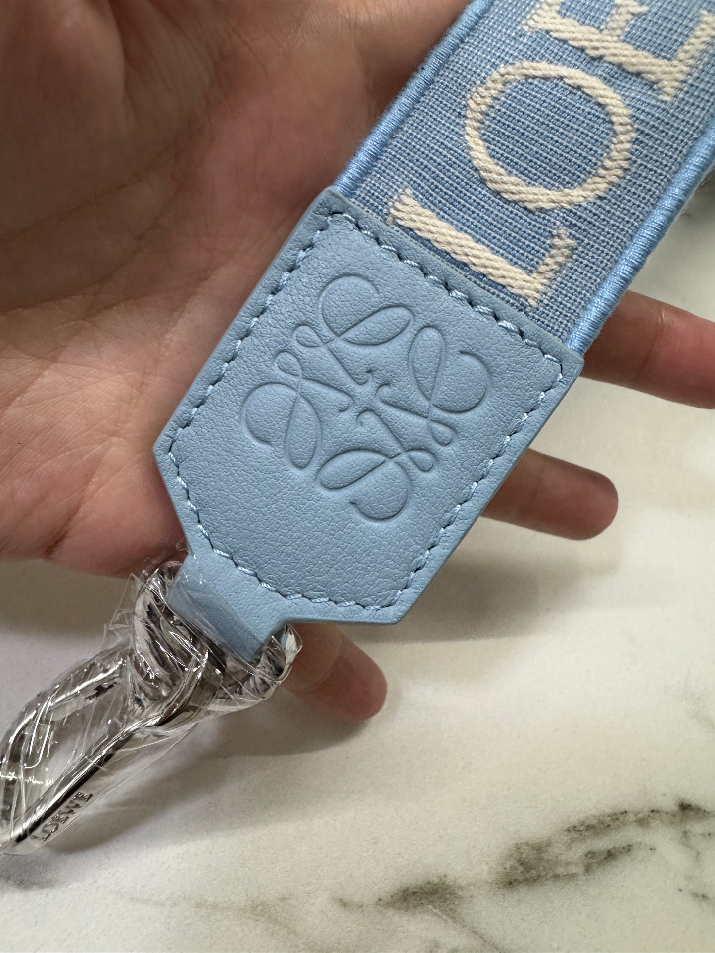 LOEWE Puzzle Small 天藍色