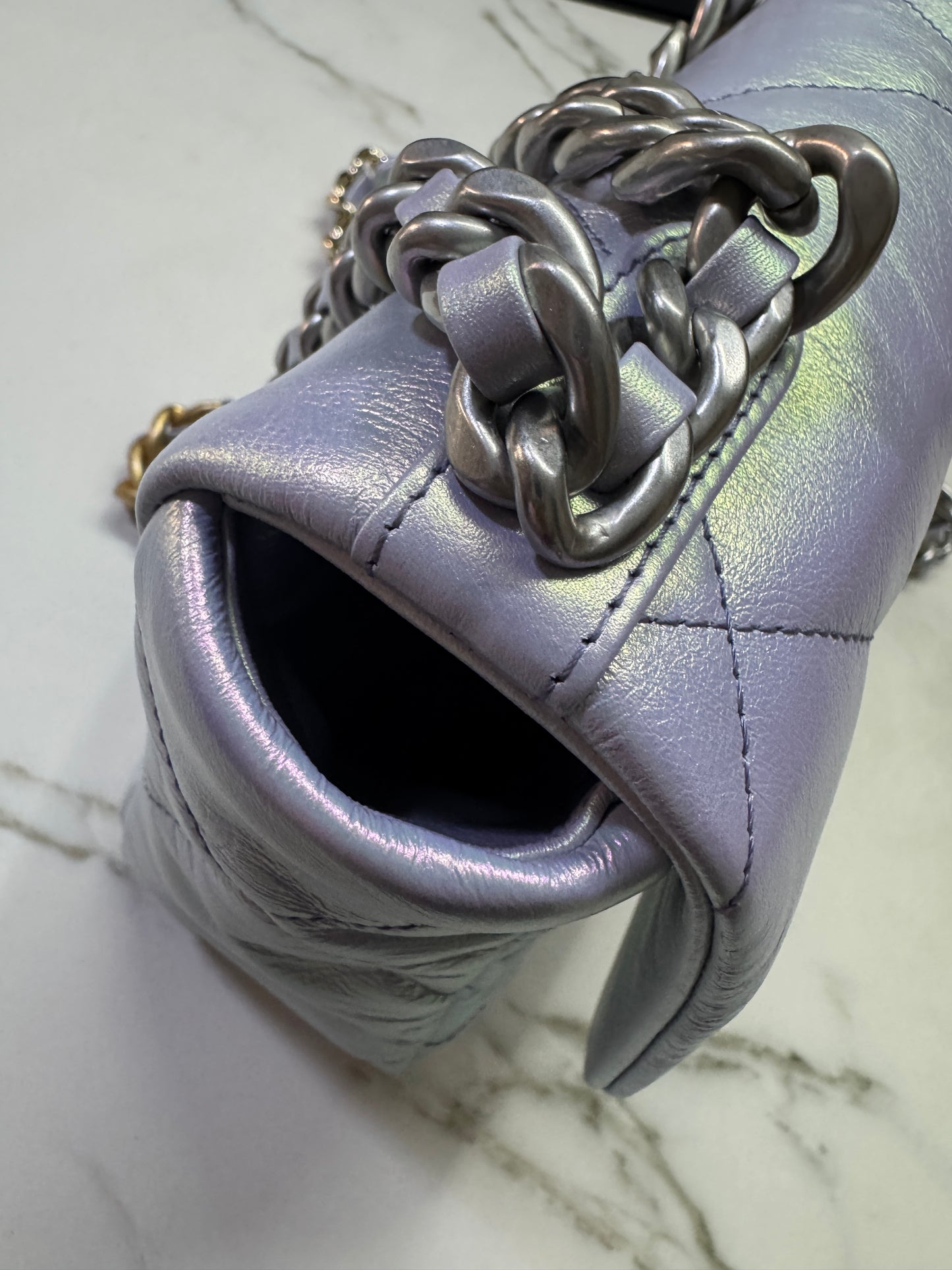 CHANEL 19 Bag Small 22P幻彩紫 小號