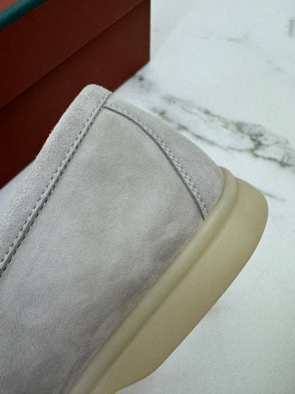 LORO PIANA Summer Walk Loafer 珍珠灰