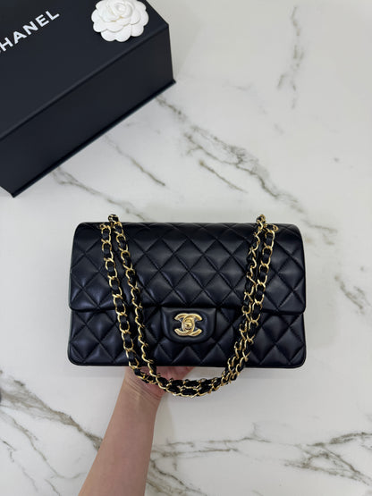 CHANEL CF25 Medium 黑金羊
