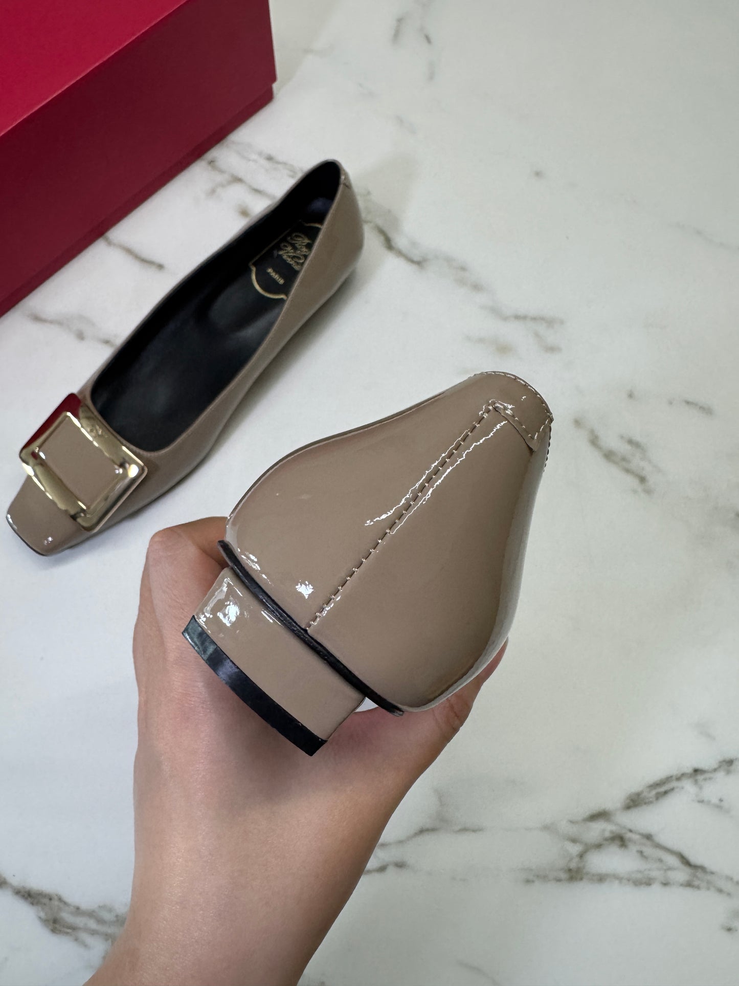 RV 喇叭跟 2.5cm 漆皮