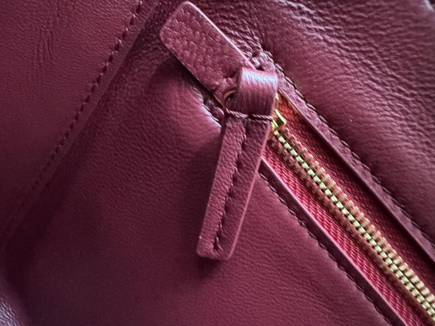 CHANEL 26S Maxi Flap Bag Small 酒紅色金扣 Burgundy GHW