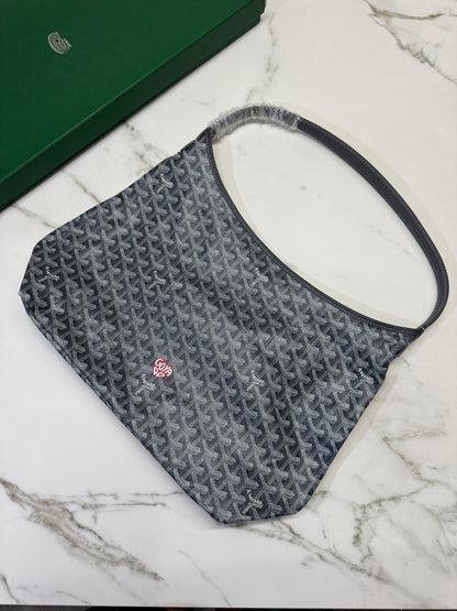 GOYARD 灰色Hobo 紅色小愛心