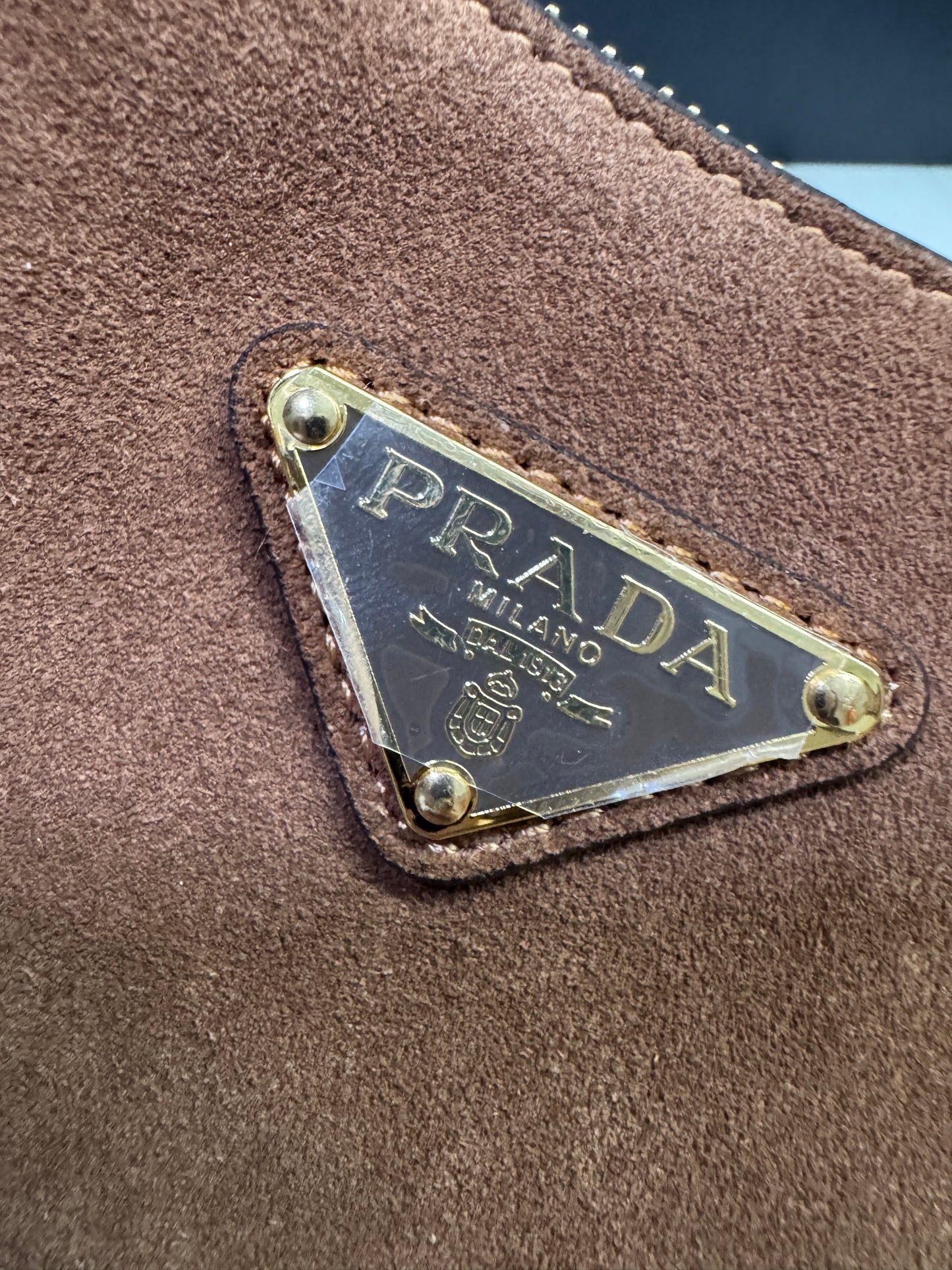 PRADA 半月包 麂皮棕色