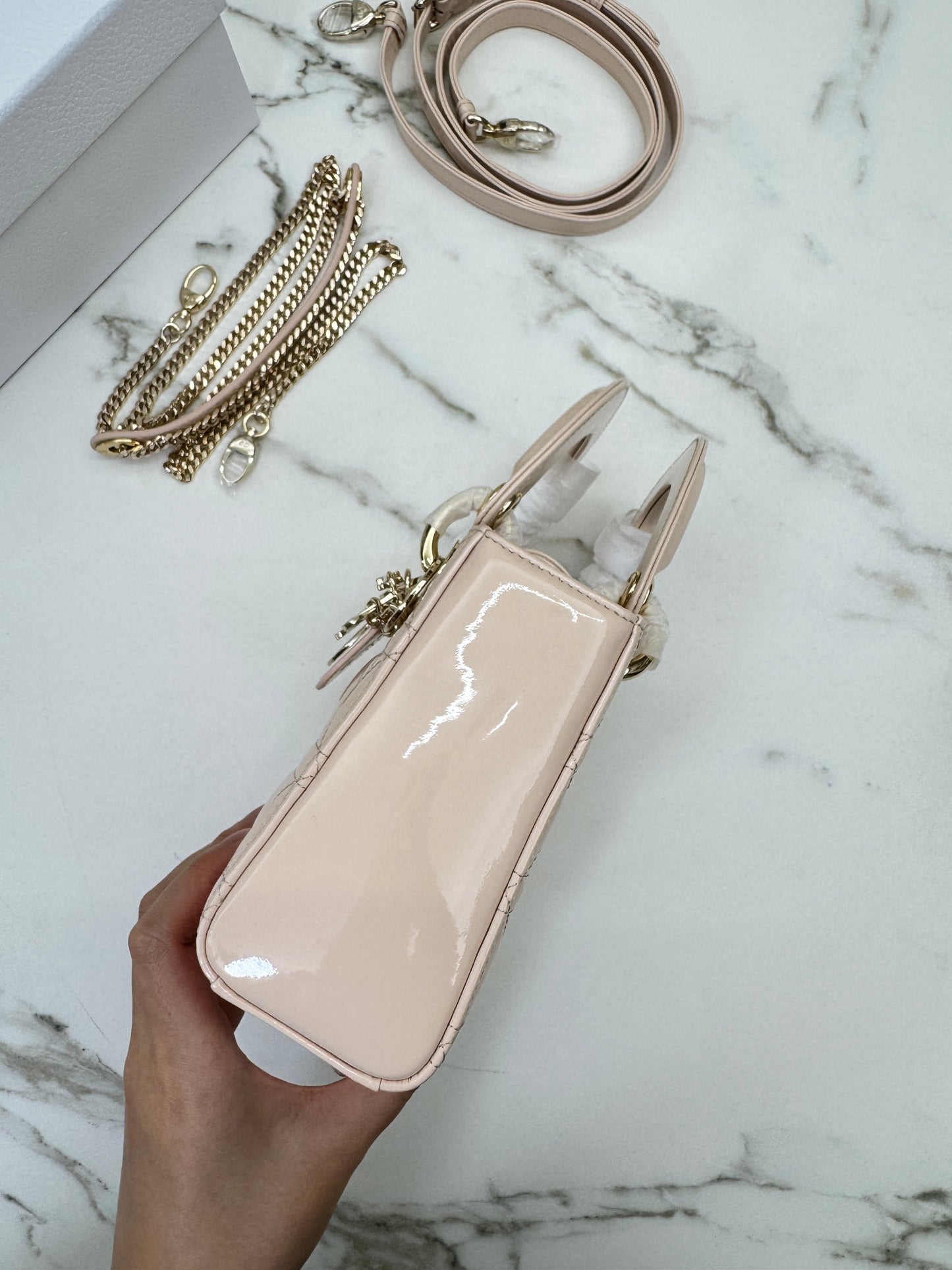 DIOR Mini Lady Dior Powder Beige 漆皮胭脂米 Shiny Calfskin