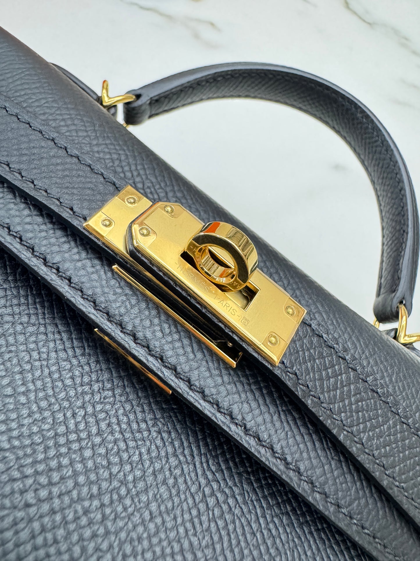 HERMES Mini Kelly II 黑金 Epsom Noir GHW