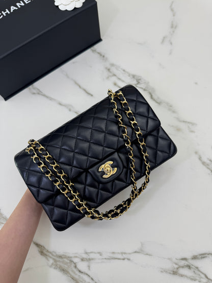 CHANEL CF25 Medium 黑金羊