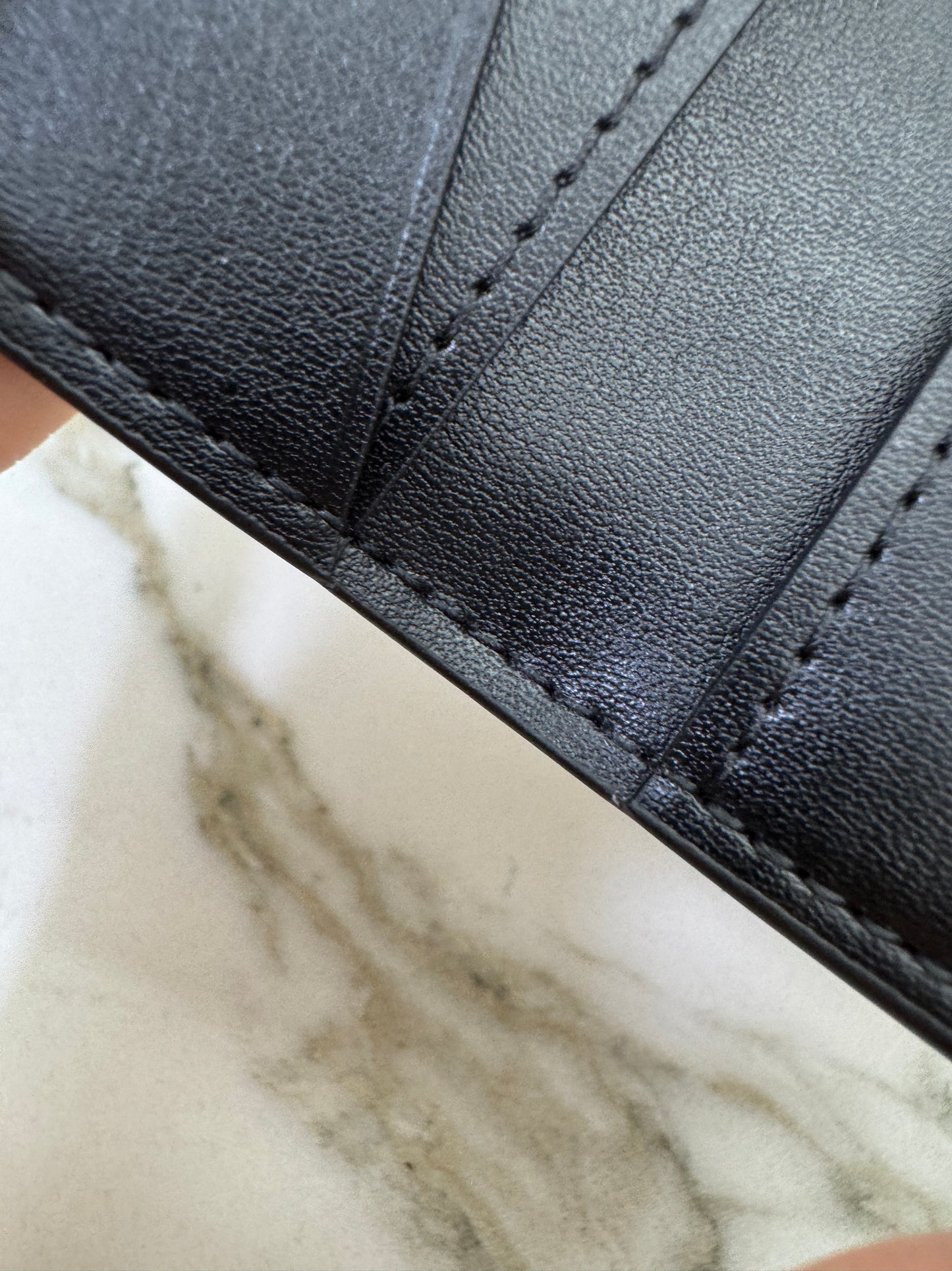 LV Pocket Organizer 黑色滑皮款Monogram Shadow