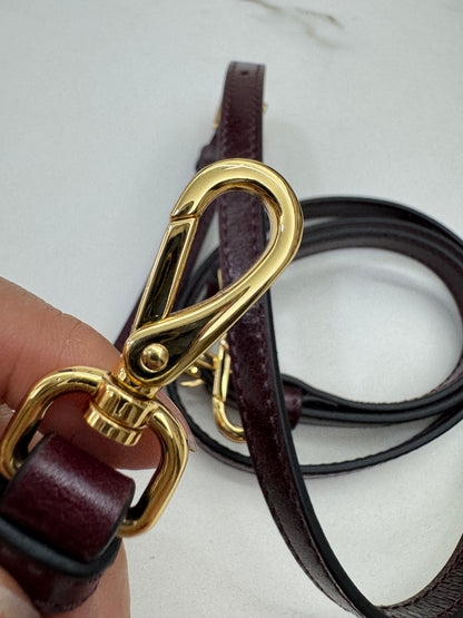 PRADA Bonnie Medium 酒紅油臘皮