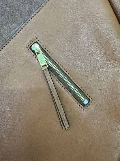 CELINE Soft Triomphe Half Moon 焦糖棕