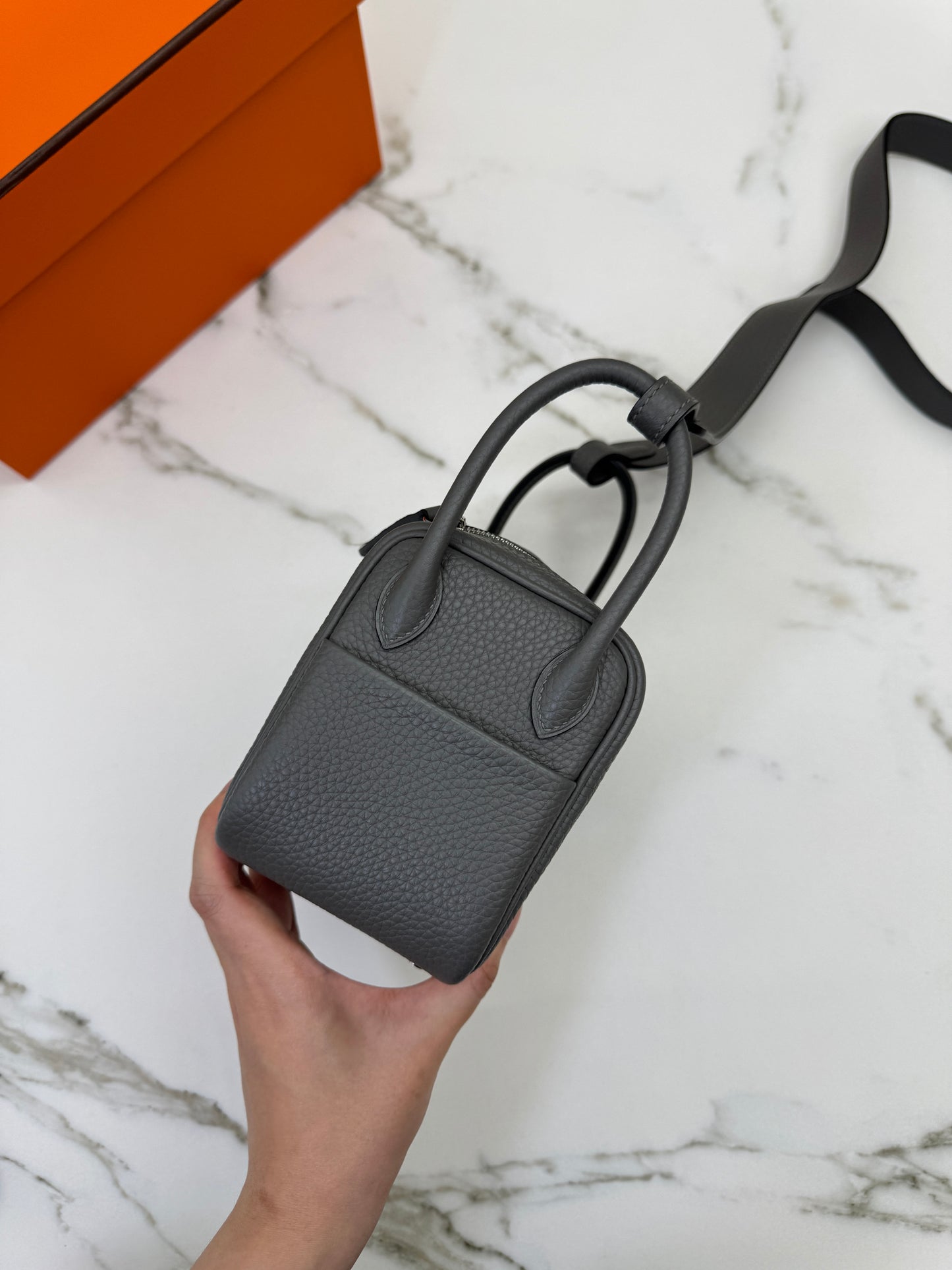 HERMES Mini Lindy 積雨雲灰銀扣 0L Gris Meyer PHW