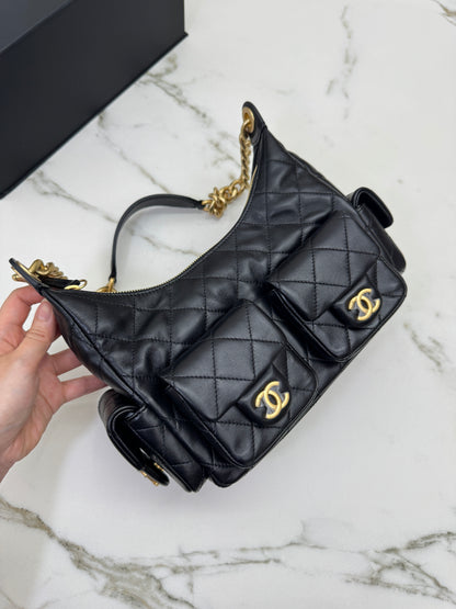 CHANEL 25C 多口袋Hobo 黑色