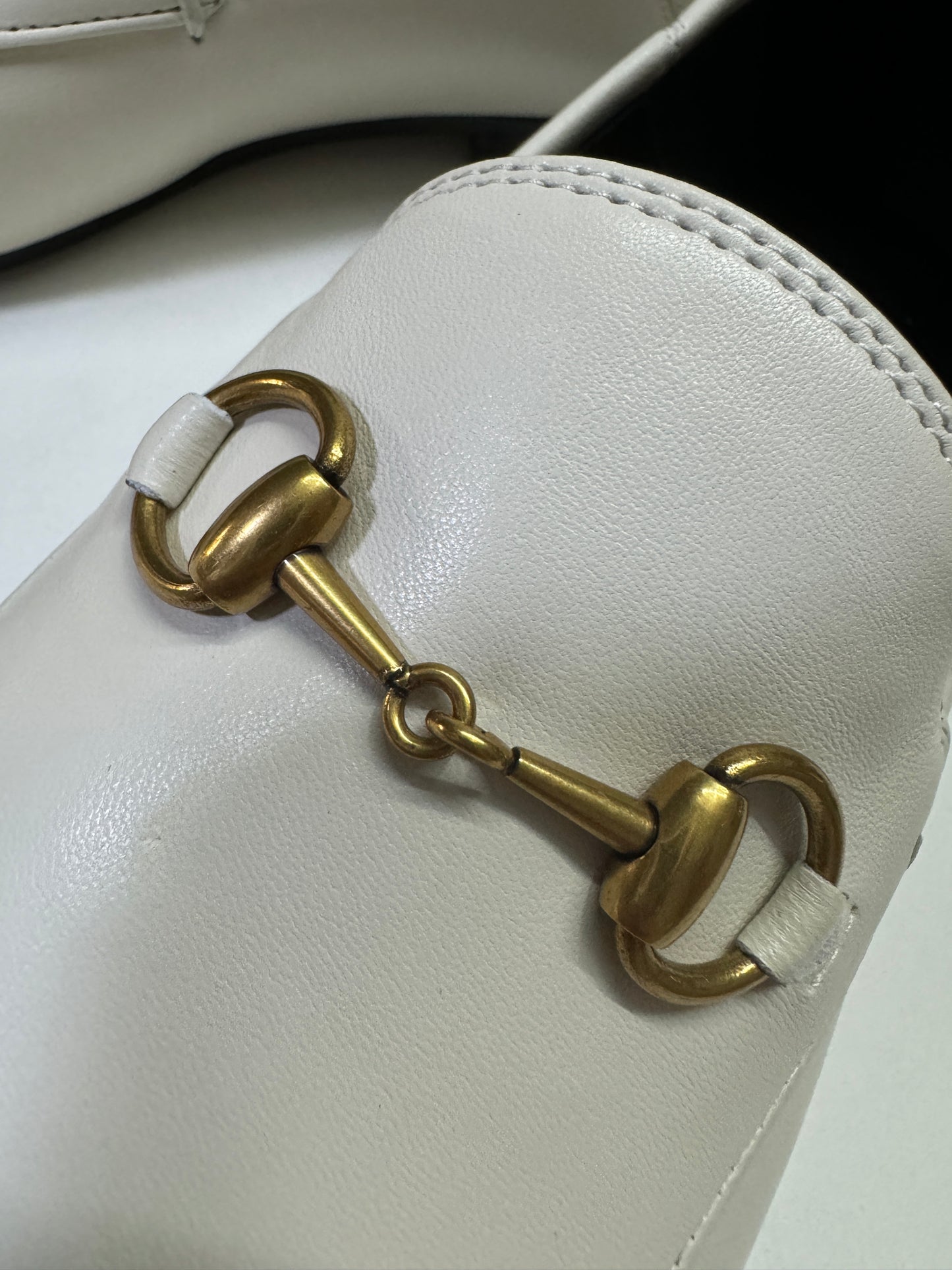 GUCCI Loafers 踩跟樂福鞋 奶白色