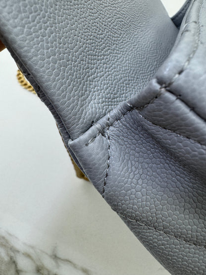 CHANEL 愛心金球 灰色 Mini Flap Bag 20cm