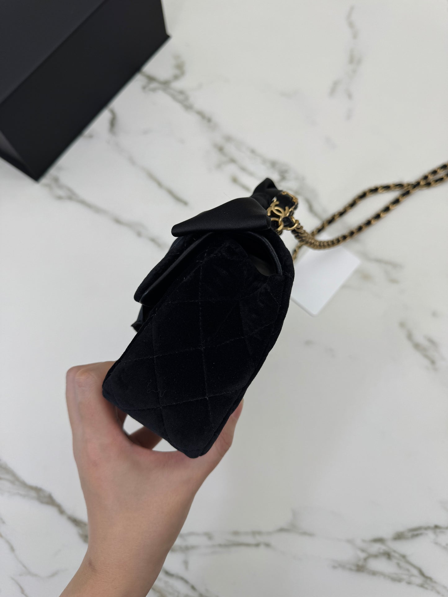 CHANEL 25K 蝴蝶結絲絨 Mini CF Top Handle