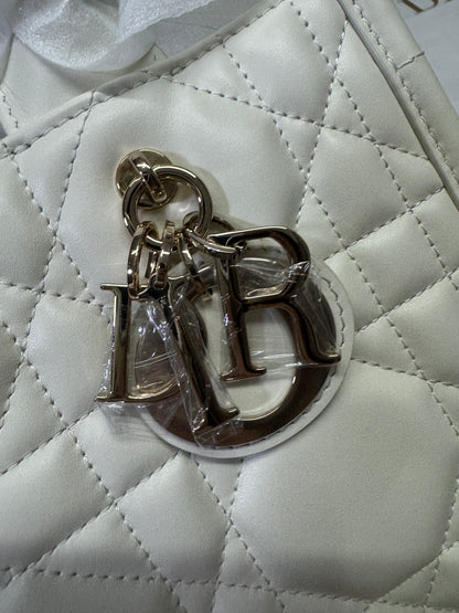 DIOR 全皮 Book Tote 奶白色小號